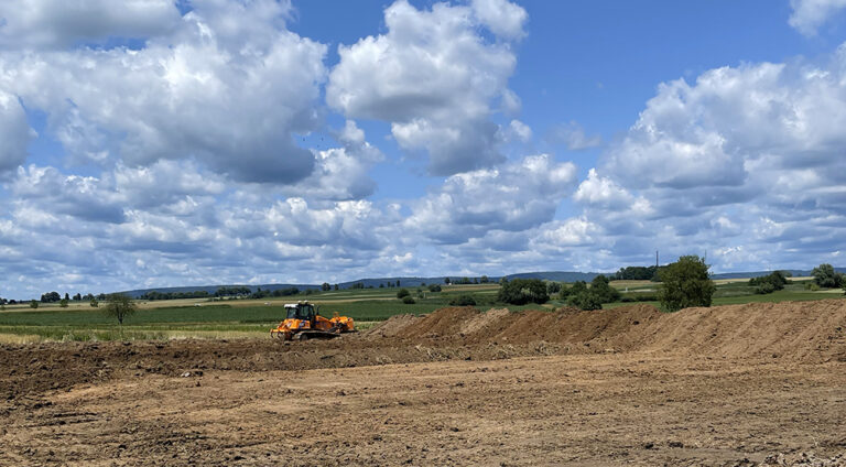 Démarrage des travaux de préparation du site de forage de géothermie Lithium de France à Schwabwiller
